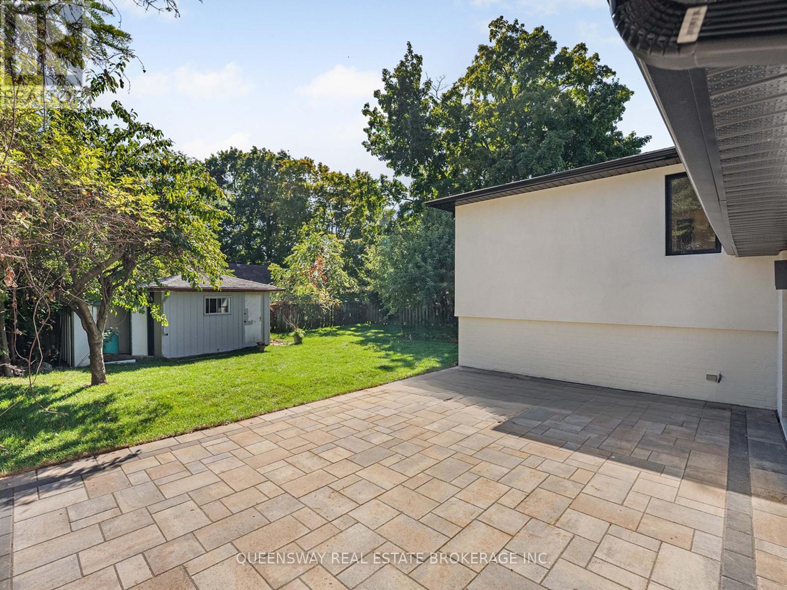 1128 Pinegrove Road, Oakville (Wo West), Ontario  L6L 2W6 - Photo 36 - W12446307
