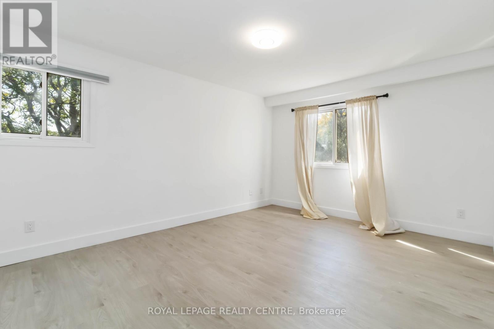 4272 Tea Garden Circle, Mississauga (Creditview), Ontario  L5B 2W8 - Photo 16 - W12446311