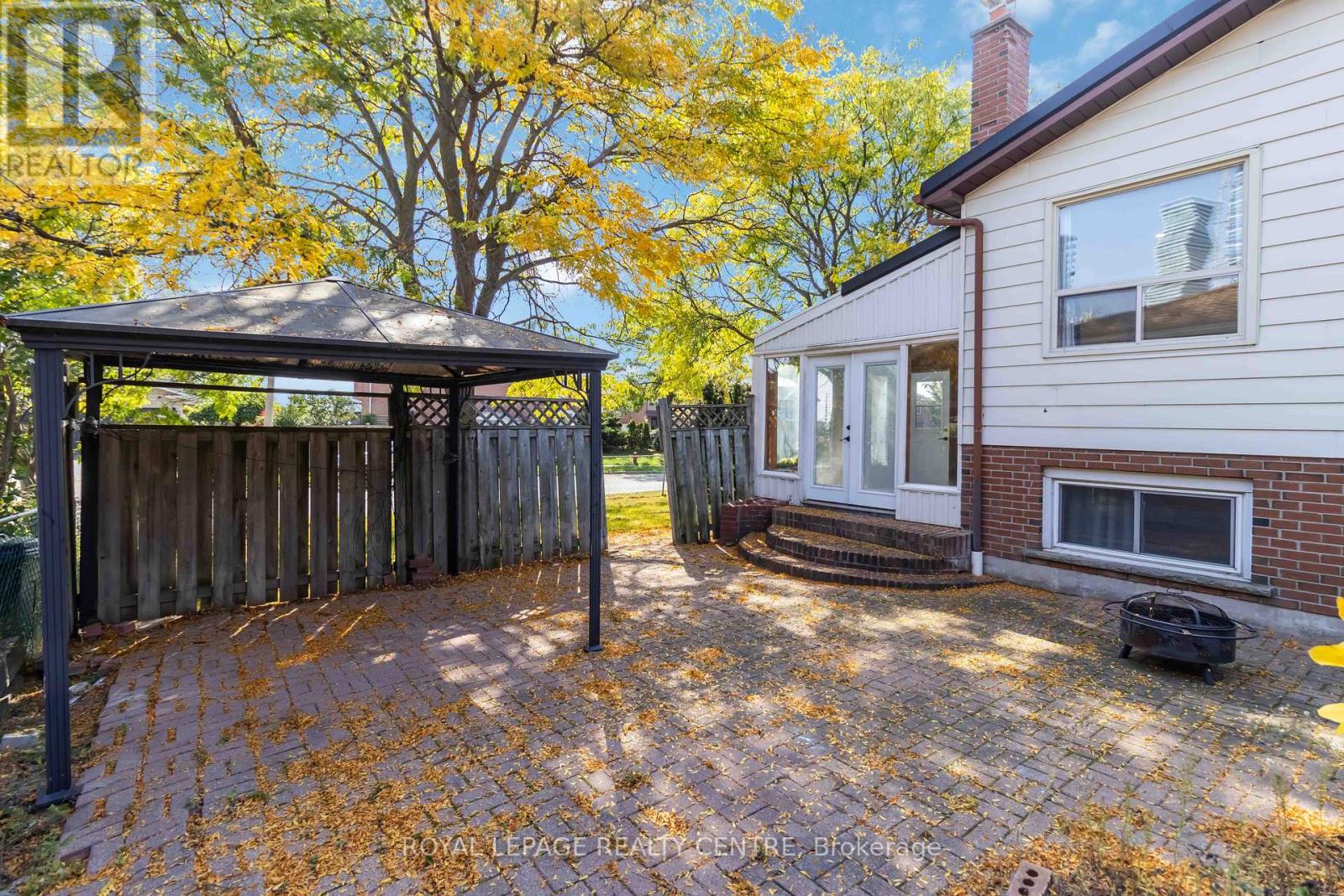 4272 Tea Garden Circle, Mississauga (Creditview), Ontario  L5B 2W8 - Photo 29 - W12446311