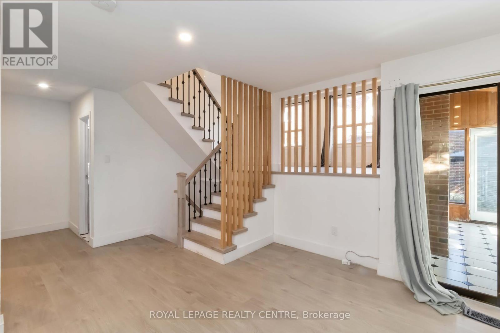 4272 Tea Garden Circle, Mississauga (Creditview), Ontario  L5B 2W8 - Photo 9 - W12446311