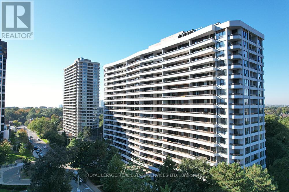 804 - 100 Quebec Avenue, Toronto (High Park North), Ontario  M6P 4B8 - Photo 1 - W12446317