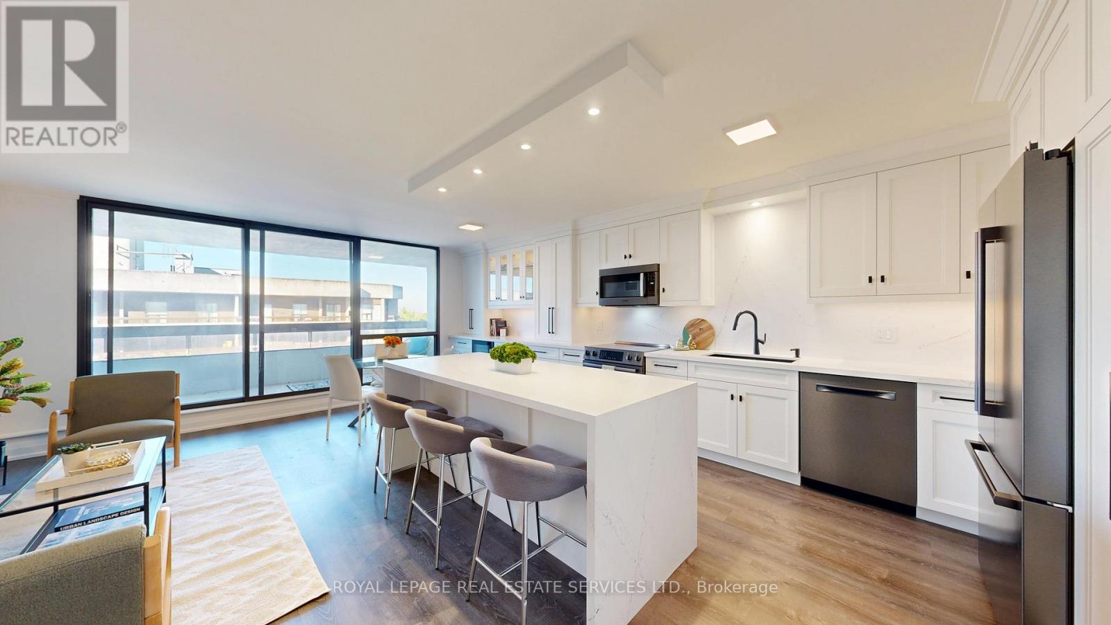 804 - 100 Quebec Avenue, Toronto (High Park North), Ontario  M6P 4B8 - Photo 13 - W12446317