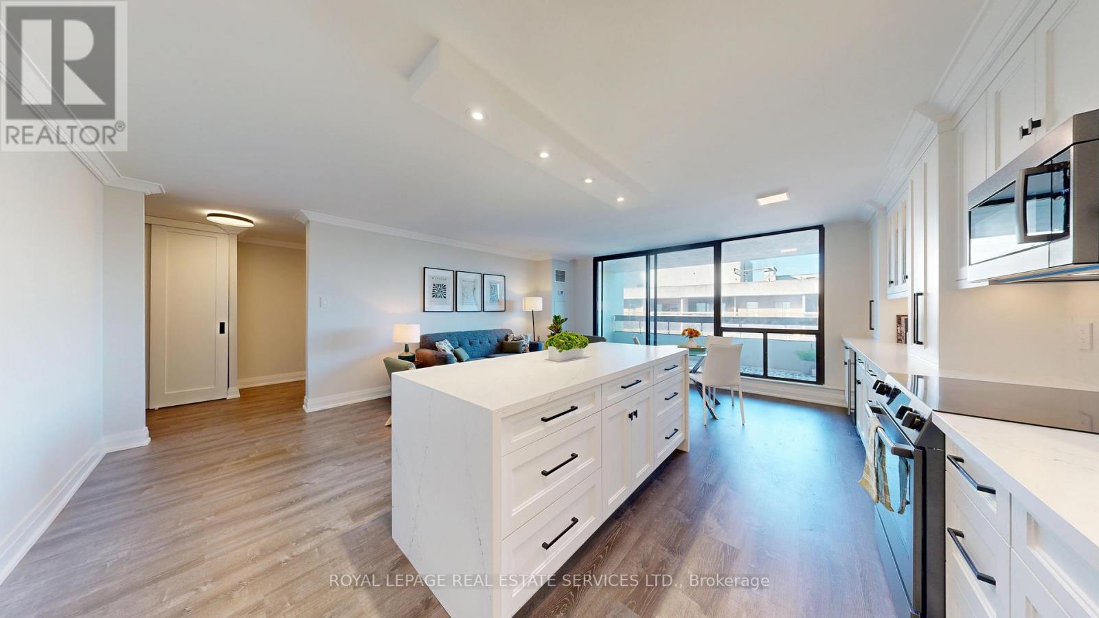 804 - 100 Quebec Avenue, Toronto (High Park North), Ontario  M6P 4B8 - Photo 14 - W12446317