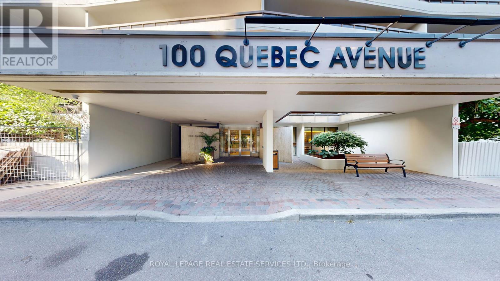 804 - 100 Quebec Avenue, Toronto (High Park North), Ontario  M6P 4B8 - Photo 2 - W12446317