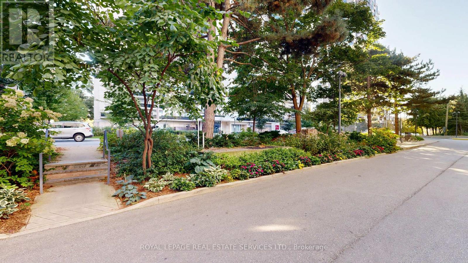 804 - 100 Quebec Avenue, Toronto (High Park North), Ontario  M6P 4B8 - Photo 4 - W12446317