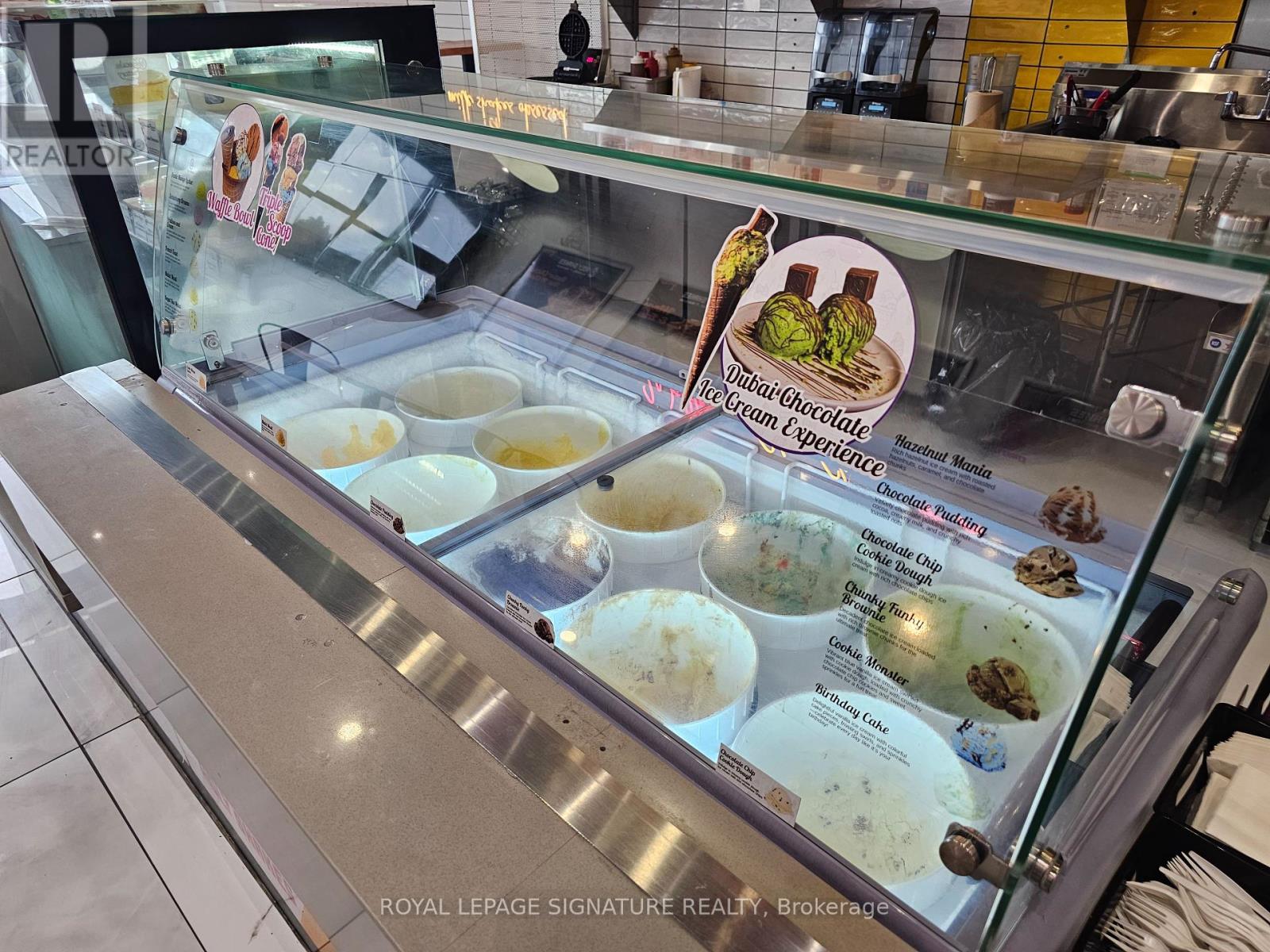 3 - 2880 Queen Street E, Brampton (Airport Road/ Highway 7 Business Centre), Ontario  L6S 6E8 - Photo 6 - W12446387