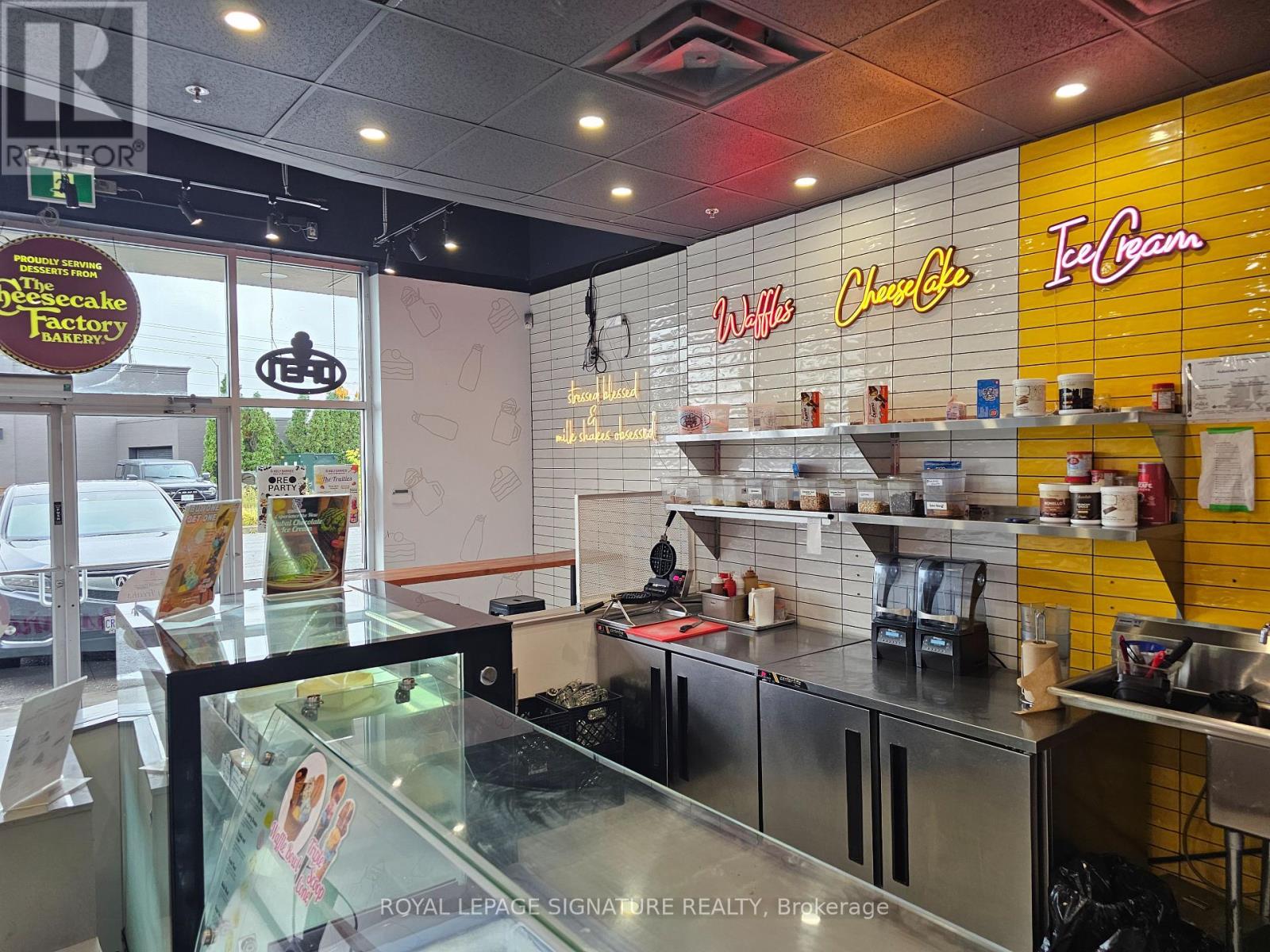 3 - 2880 Queen Street E, Brampton (Airport Road/ Highway 7 Business Centre), Ontario  L6S 6E8 - Photo 7 - W12446387