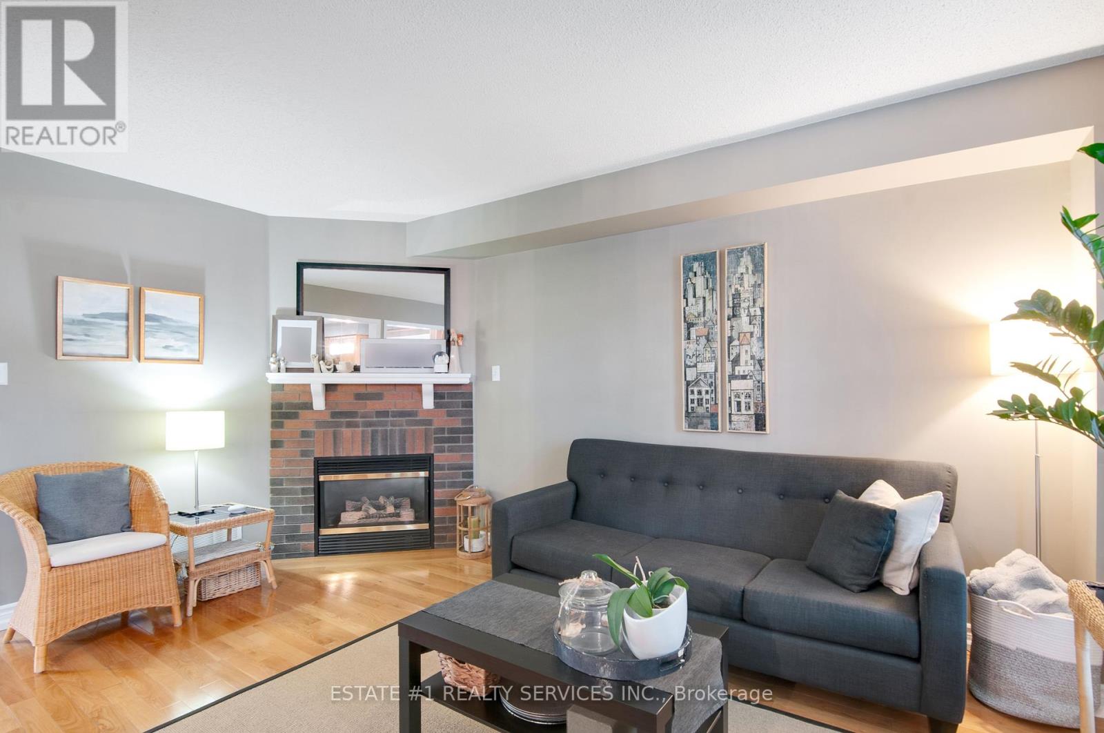 102 Cresthaven Road, Brampton, Ontario  L7A 1J4 - Photo 14 - W12446394