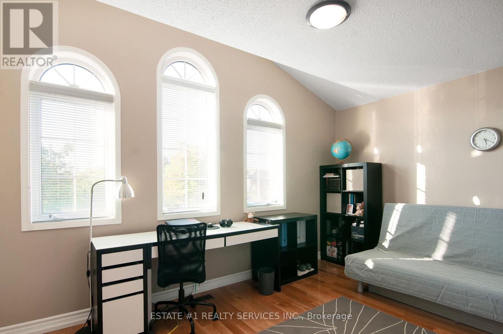 102 Cresthaven Road, Brampton, Ontario  L7A 1J4 - Photo 21 - W12446394