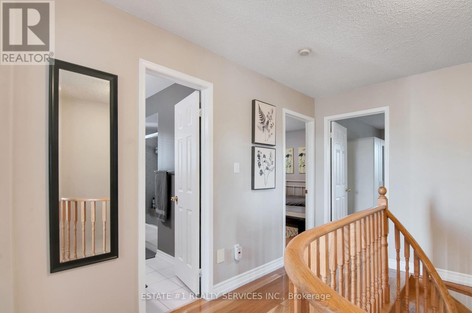 102 Cresthaven Road, Brampton, Ontario  L7A 1J4 - Photo 23 - W12446394