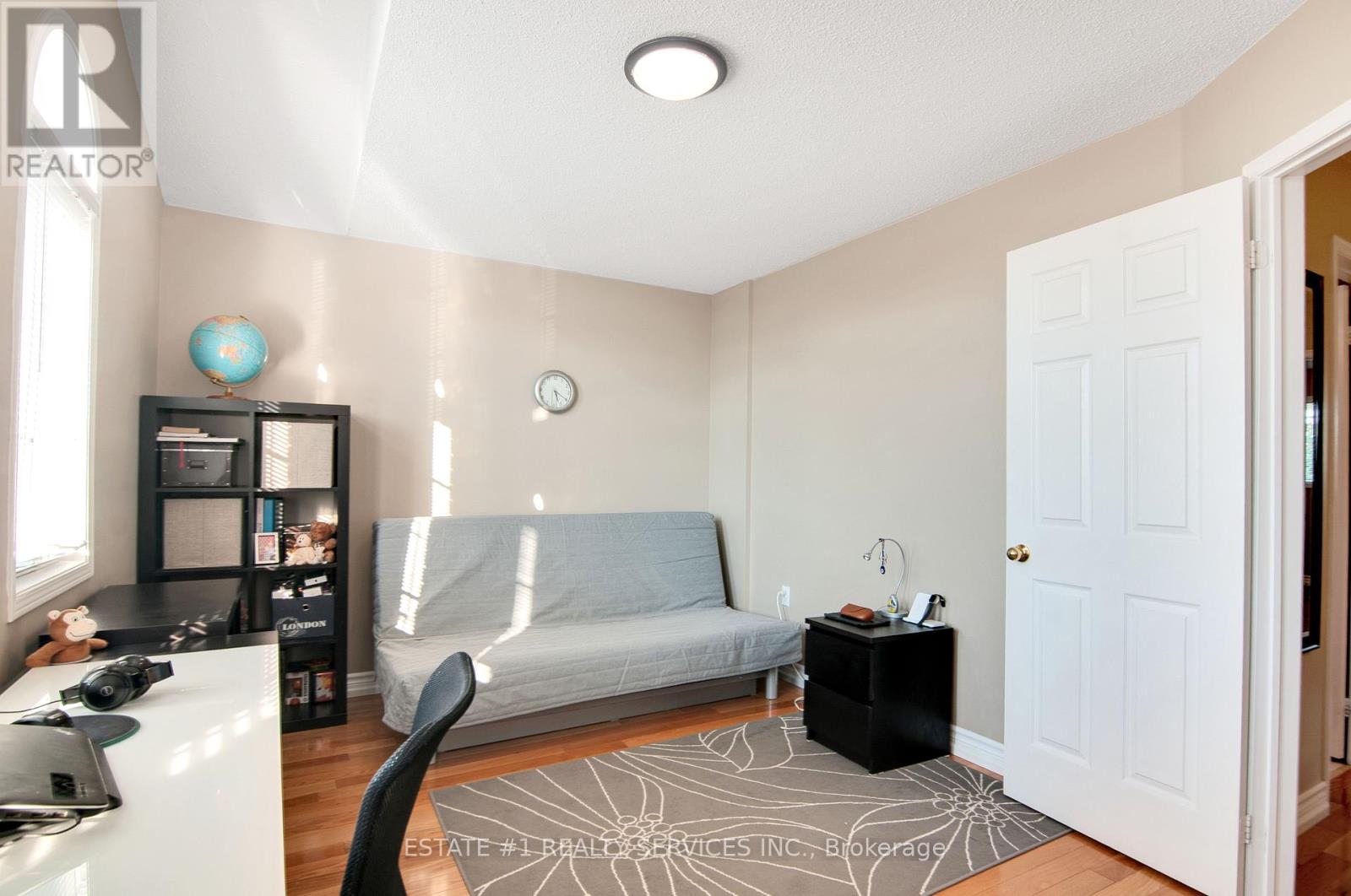 102 Cresthaven Road, Brampton, Ontario  L7A 1J4 - Photo 24 - W12446394