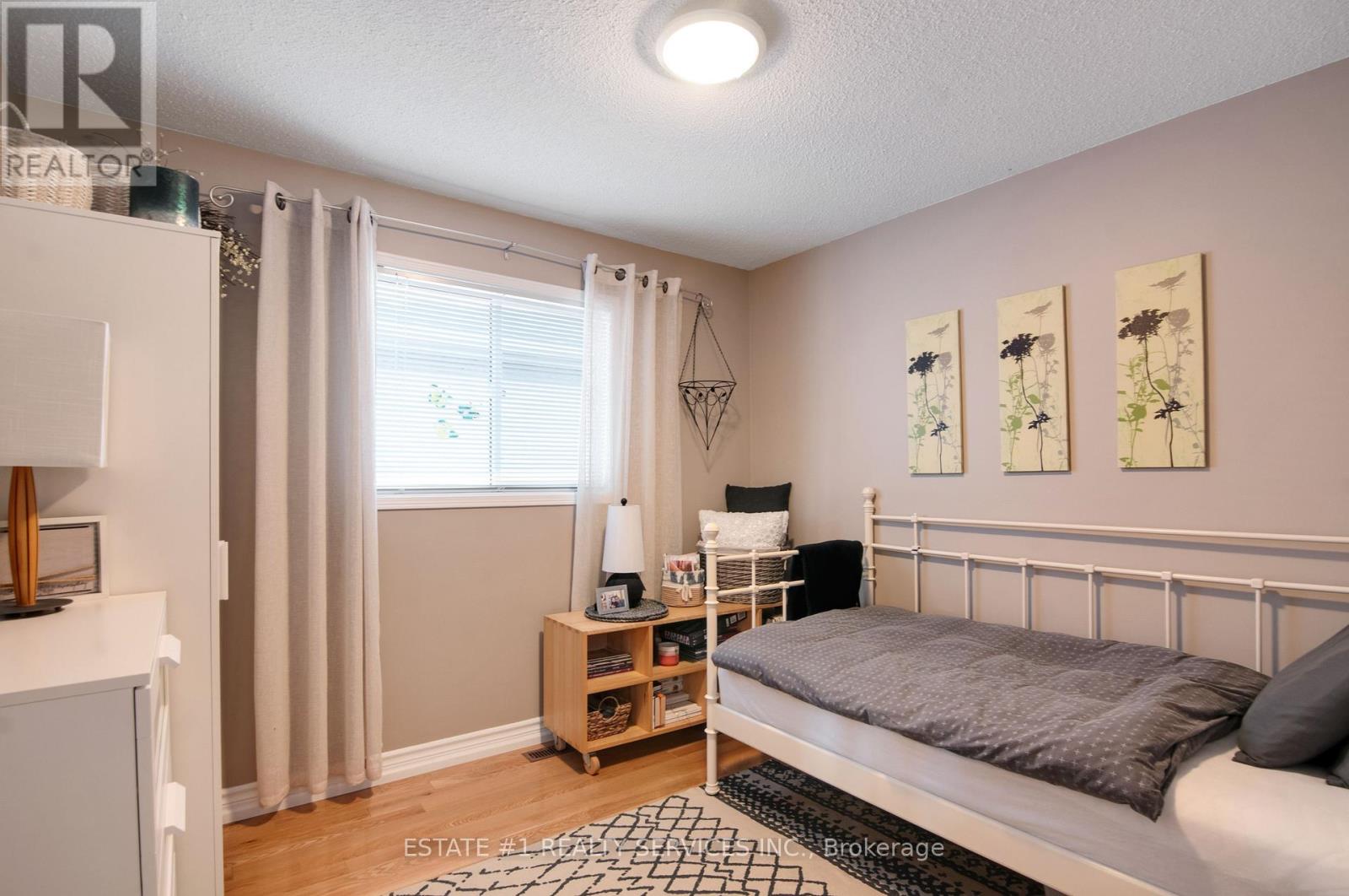 102 Cresthaven Road, Brampton, Ontario  L7A 1J4 - Photo 27 - W12446394
