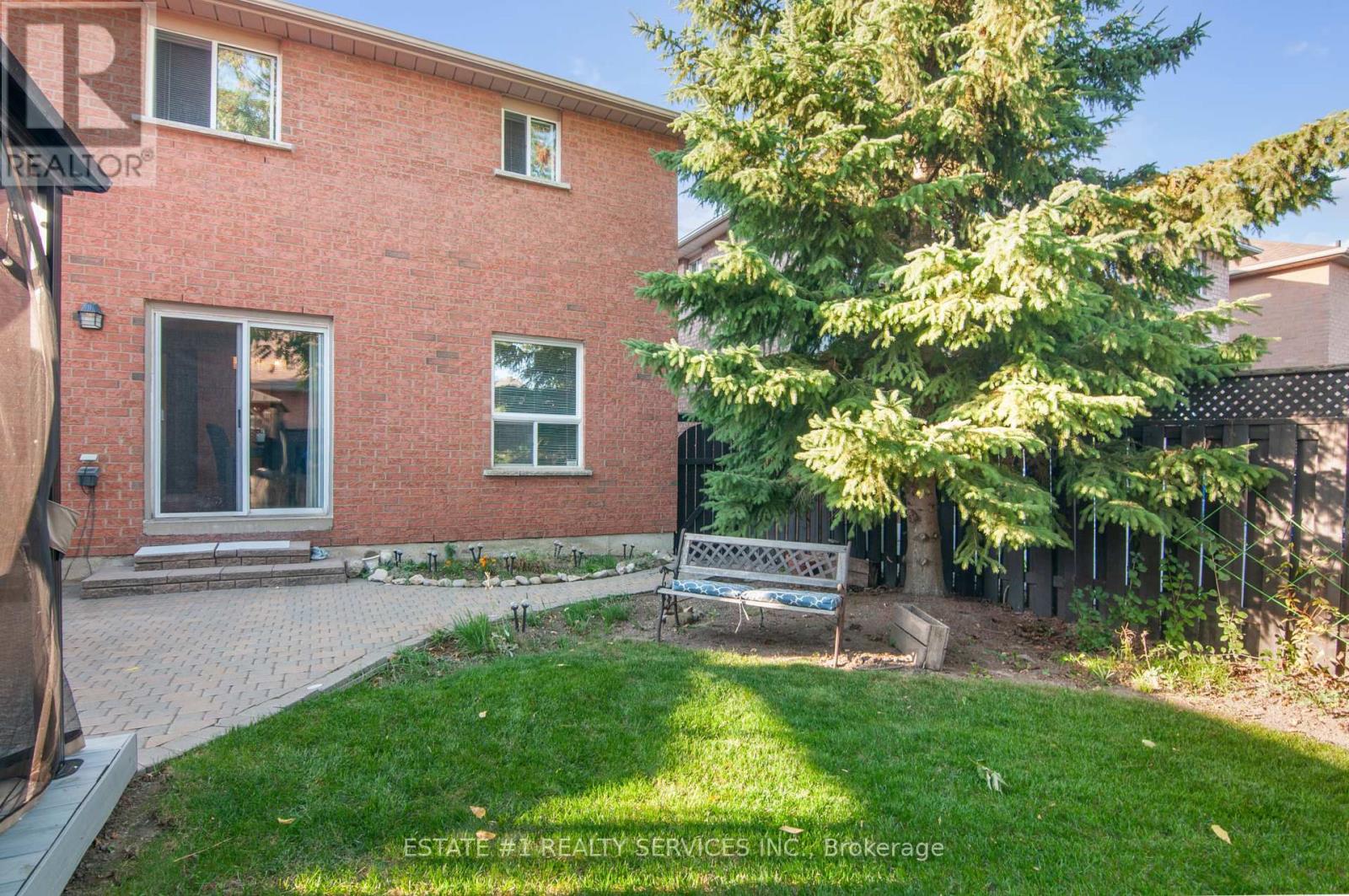 102 Cresthaven Road, Brampton, Ontario  L7A 1J4 - Photo 40 - W12446394