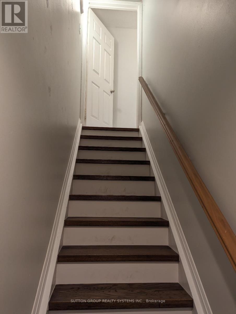 6005 Tenth Line W, Mississauga, Ontario  L5N 5S6 - Photo 12 - W12446434