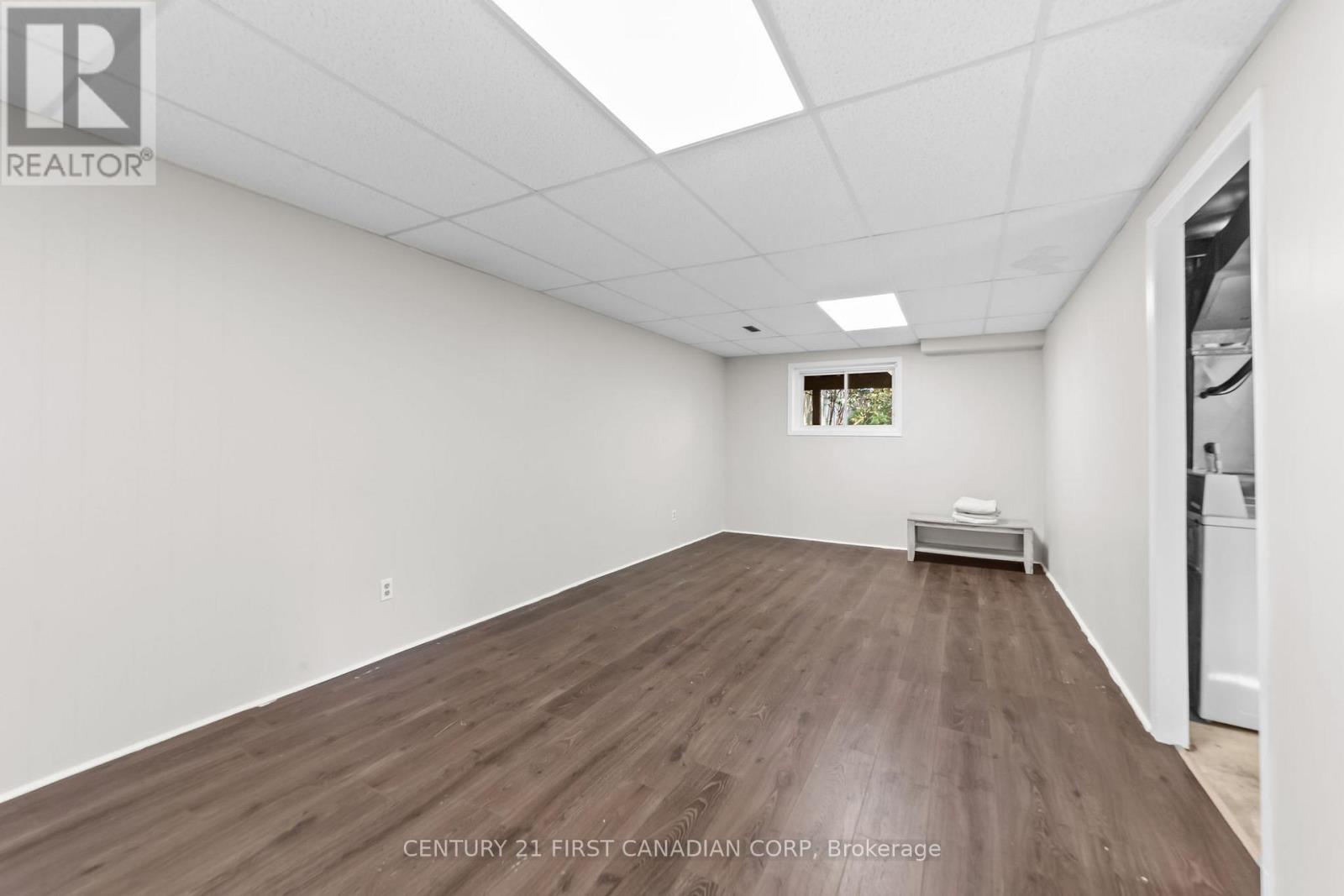52 Stokes Road, St. Thomas, Ontario  N5R 5W7 - Photo 22 - X12446481