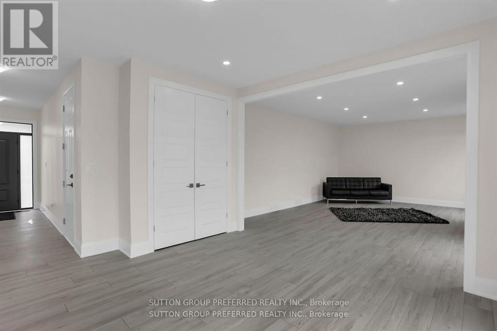 2 Bouw Place, Dutton/dunwich, Ontario  N0K 1J0 - Photo 15 - X12446490