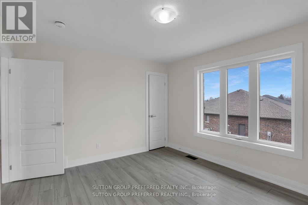 2 Bouw Place, Dutton/dunwich, Ontario  N0K 1J0 - Photo 38 - X12446490