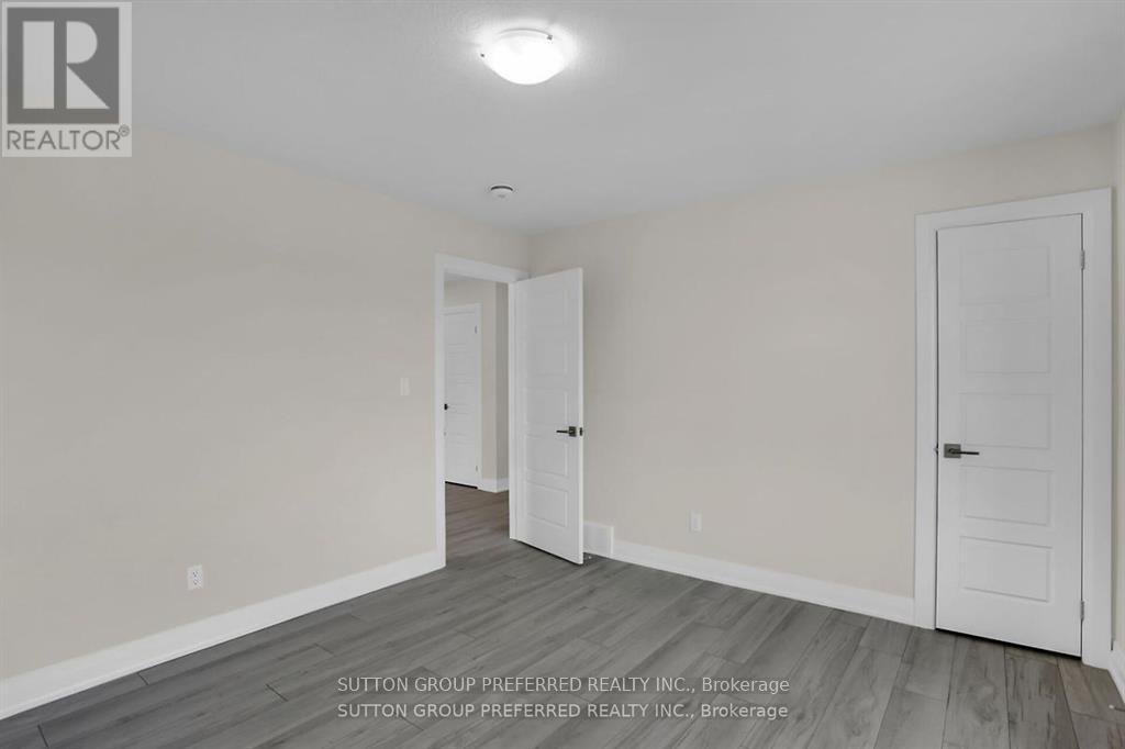 2 Bouw Place, Dutton/dunwich, Ontario  N0K 1J0 - Photo 39 - X12446490