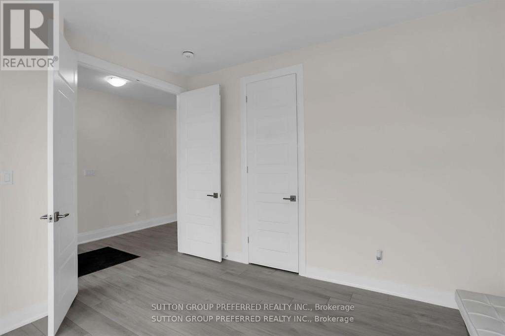 2 Bouw Place, Dutton/dunwich, Ontario  N0K 1J0 - Photo 5 - X12446490