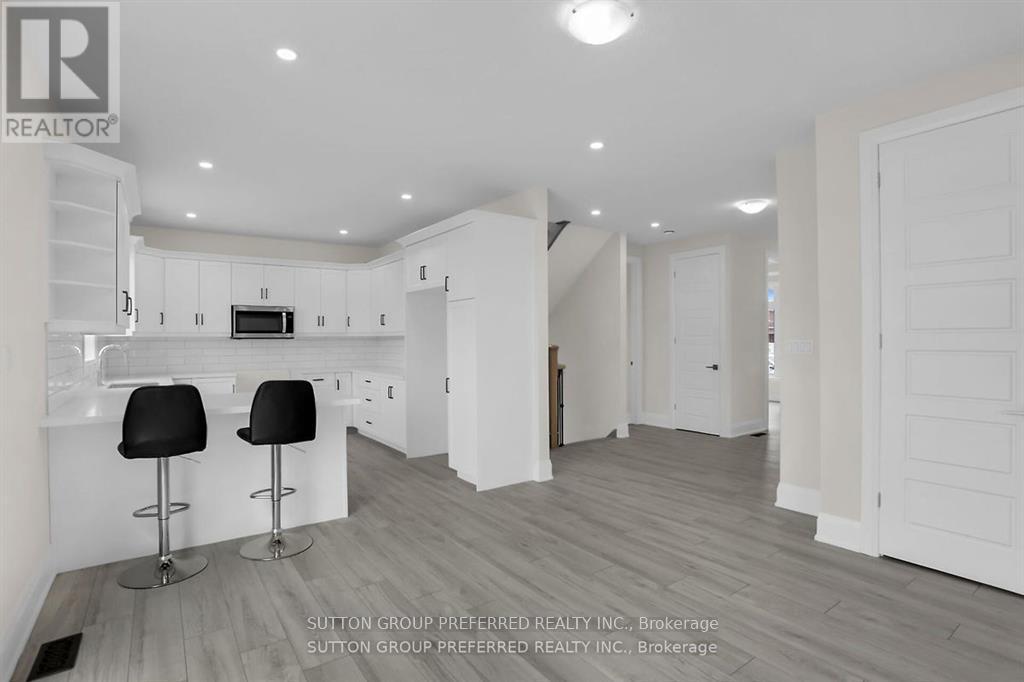 2 Bouw Place, Dutton/dunwich, Ontario  N0K 1J0 - Photo 9 - X12446490