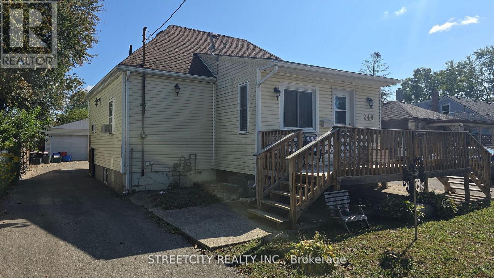 244 Vancouver Street, London East (East H), Ontario  N5W 4R8 - Photo 5 - X12446514