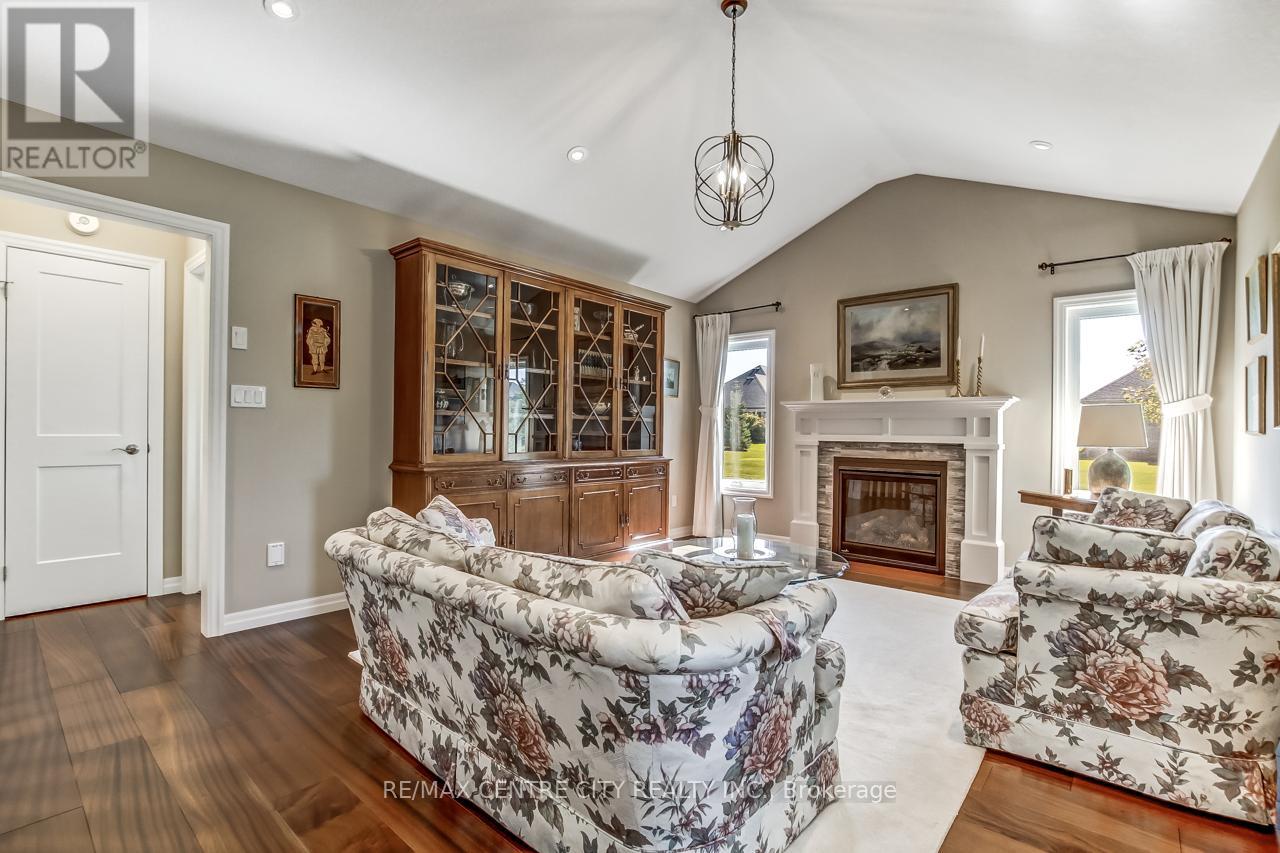8 - 234 Peach Tree Boulevard, St. Thomas, Ontario  N5R 0G8 - Photo 10 - X12446520