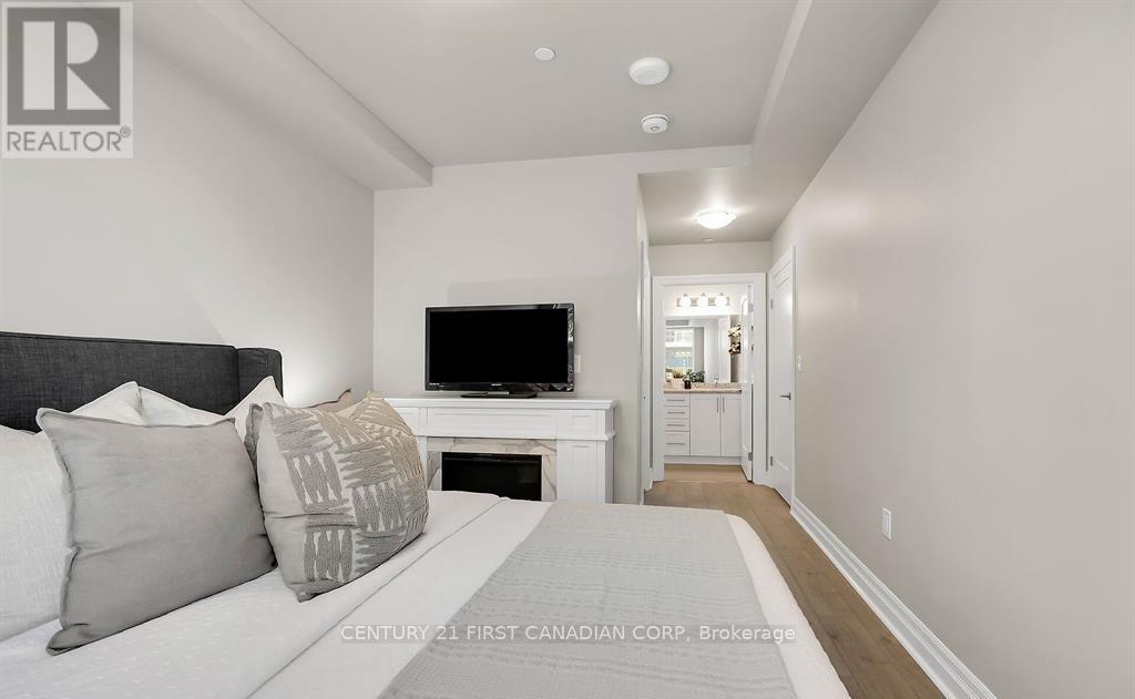 1307 - 505 Talbot Street, London East (East F), Ontario  N6A 2S6 - Photo 5 - X12446522