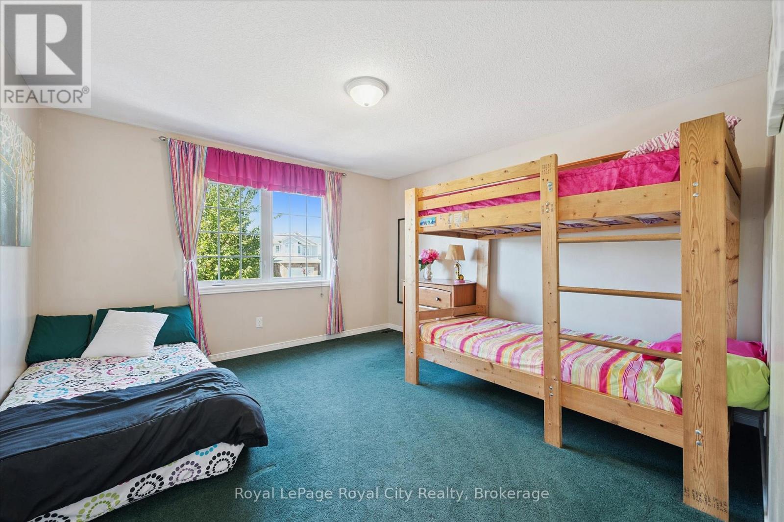 37 Shackleton Drive, Guelph, Ontario  N1E 7L3 - Photo 25 - X12446519