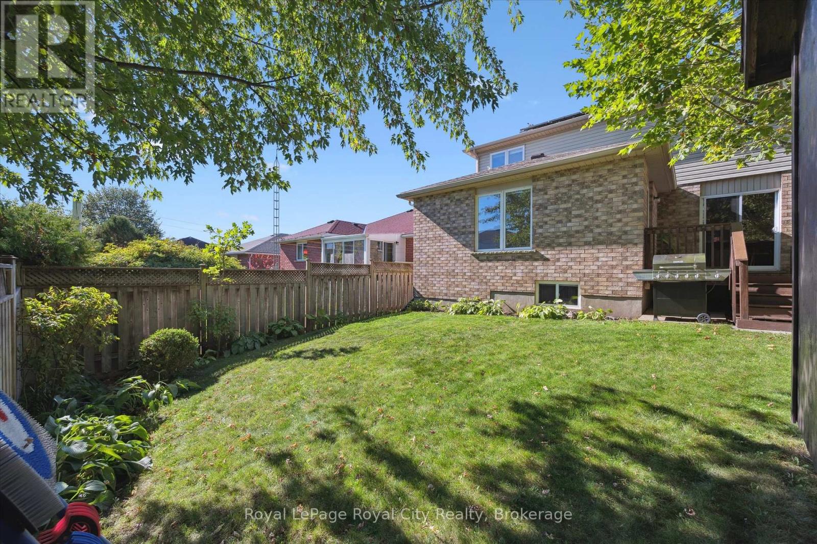 37 Shackleton Drive, Guelph, Ontario  N1E 7L3 - Photo 33 - X12446519