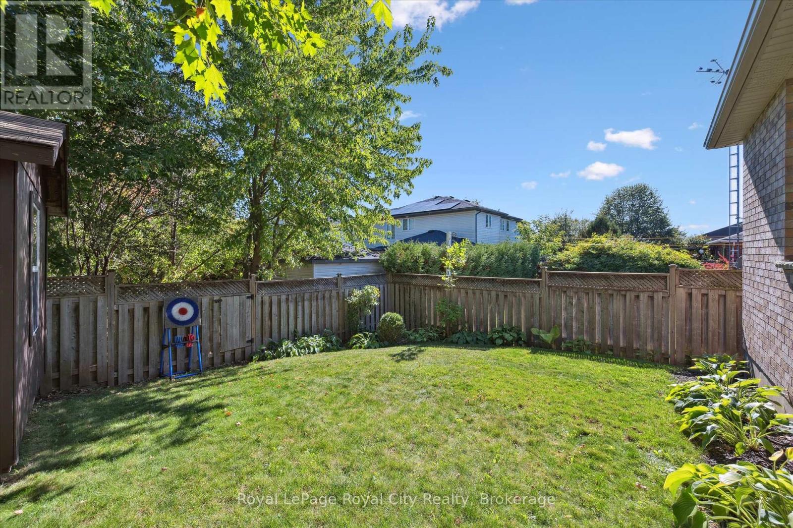 37 Shackleton Drive, Guelph, Ontario  N1E 7L3 - Photo 35 - X12446519