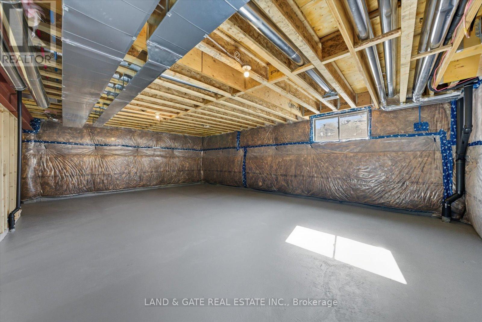 965 Queensdale Avenue, Oshawa, Ontario  L1H 1H4 - Photo 47 - E12444124