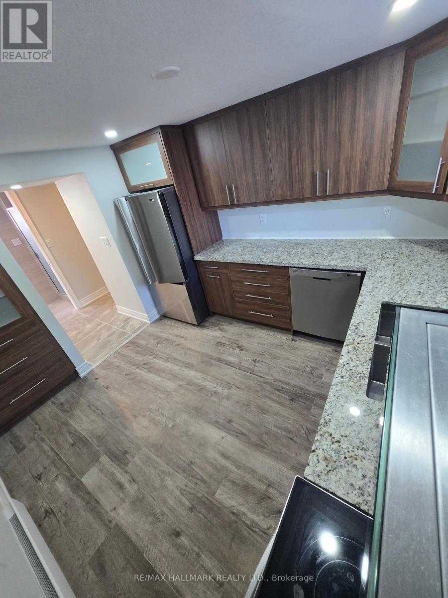 101 - 18 Summerside Crescent, Cambridge, Ontario  N1R 5S2 - Photo 14 - X12446350
