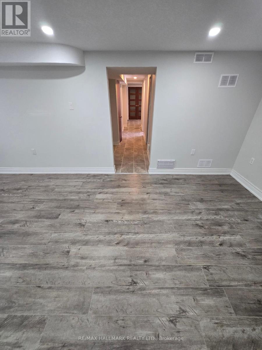 101 - 18 Summerside Crescent, Cambridge, Ontario  N1R 5S2 - Photo 24 - X12446350
