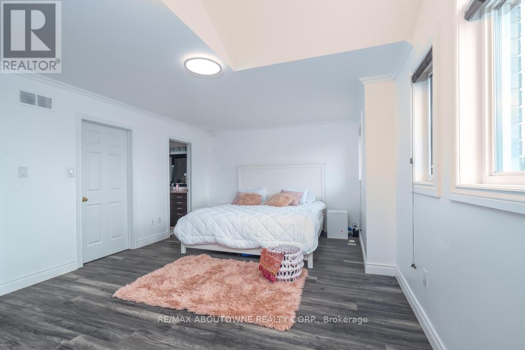14 Sable Drive, Hamilton (Meadowlands), Ontario  L9K 1K9 - Photo 30 - X12446374