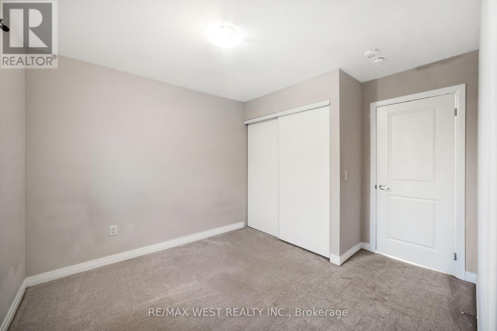 297 Bismark Drive, Cambridge, Ontario  N1S 0C6 - Photo 25 - X12446391