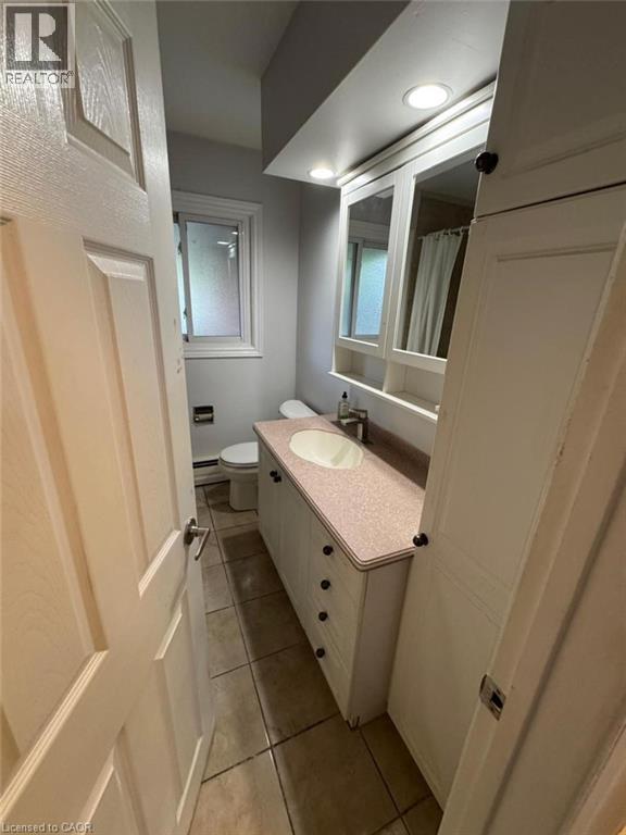 276 Erb Street E, Waterloo, Ontario  N2J 1N7 - Photo 10 - 40775971