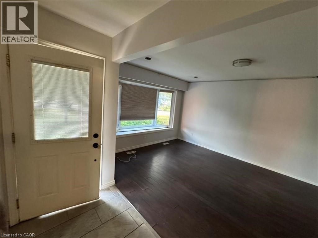 276 Erb Street E, Waterloo, Ontario  N2J 1N7 - Photo 8 - 40775971