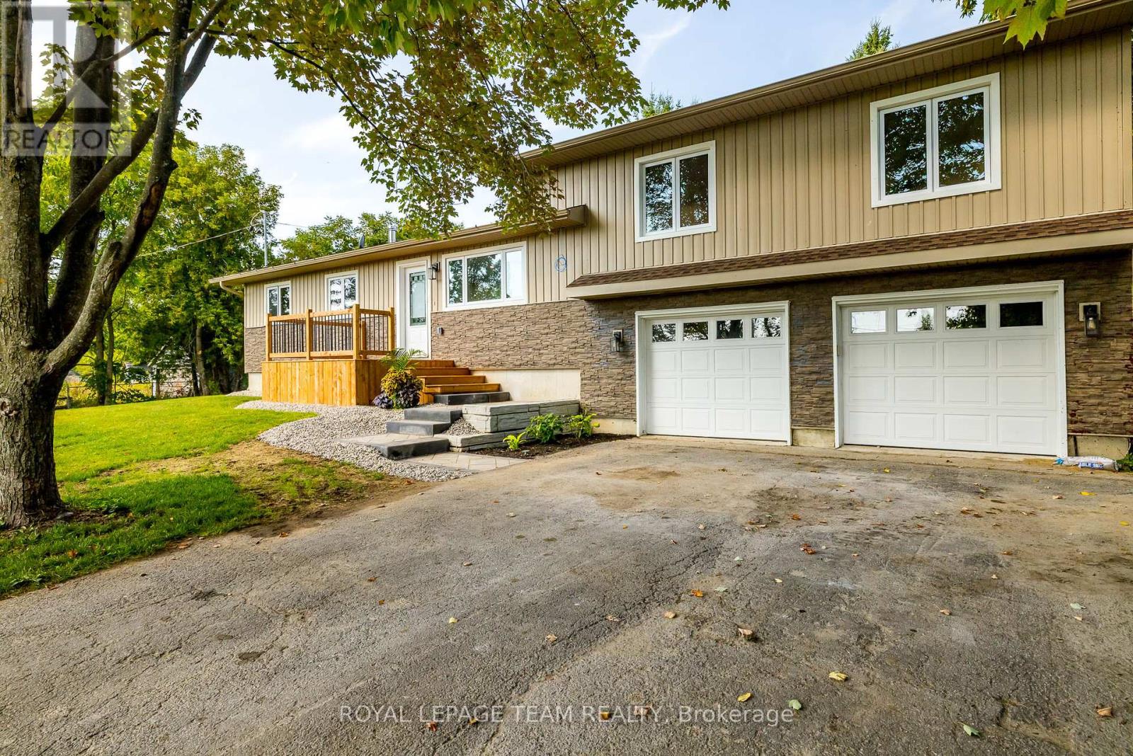 206 River View Lane, North Grenville, Ontario  K0G 1J0 - Photo 1 - X12396318