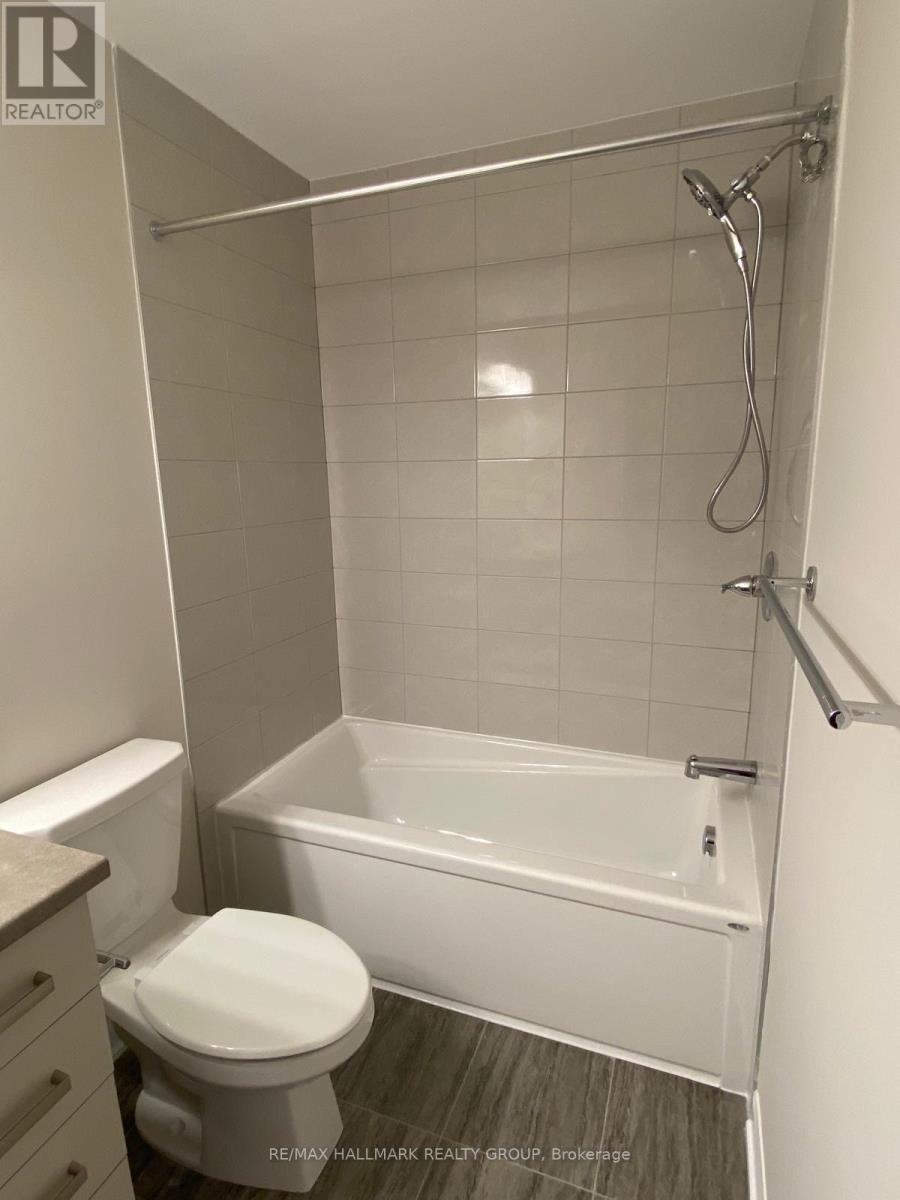 348 Raheen Court Ottawa Circuit, Ottawa, Ontario  K2C 3H2 - Photo 17 - X12437056