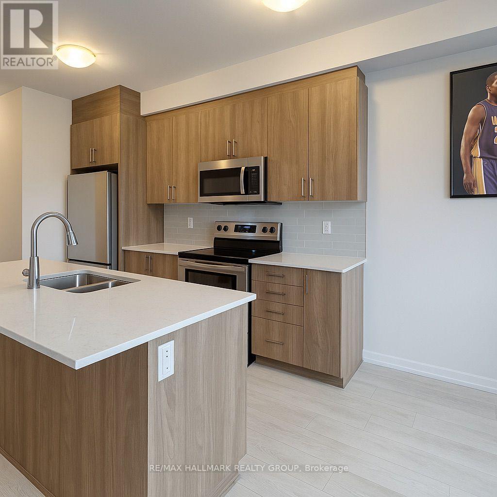 348 Raheen Court Ottawa Circuit, Ottawa, Ontario  K2C 3H2 - Photo 11 - X12437056