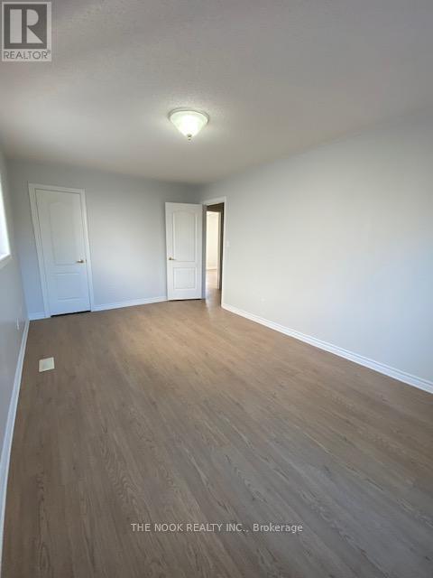 107 Charest Place, Whitby, Ontario  L1M 2B3 - Photo 12 - E12446499