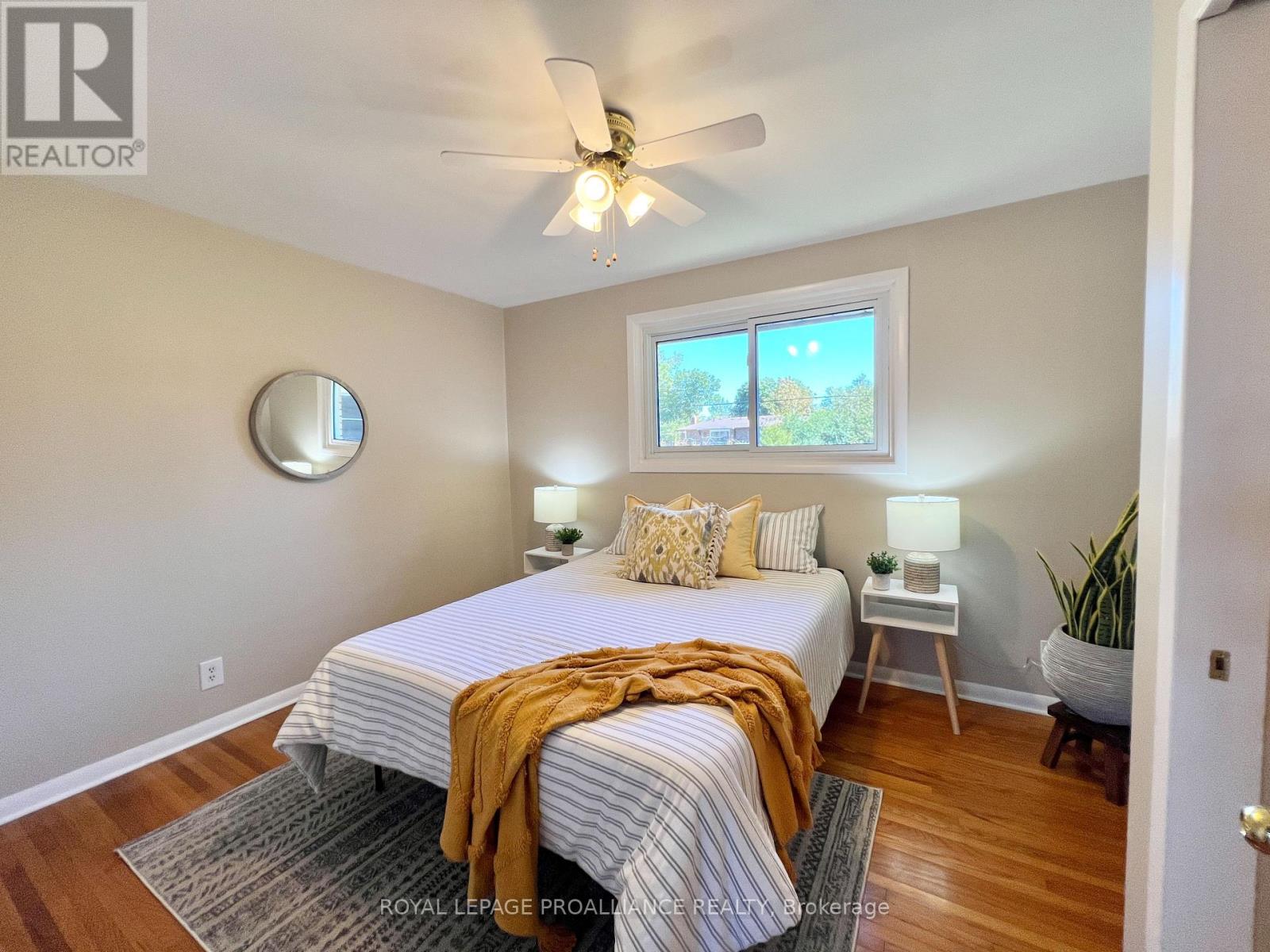 232 Montrose Road, Quinte West, Ontario  K8R 1A9 - Photo 10 - X12446509