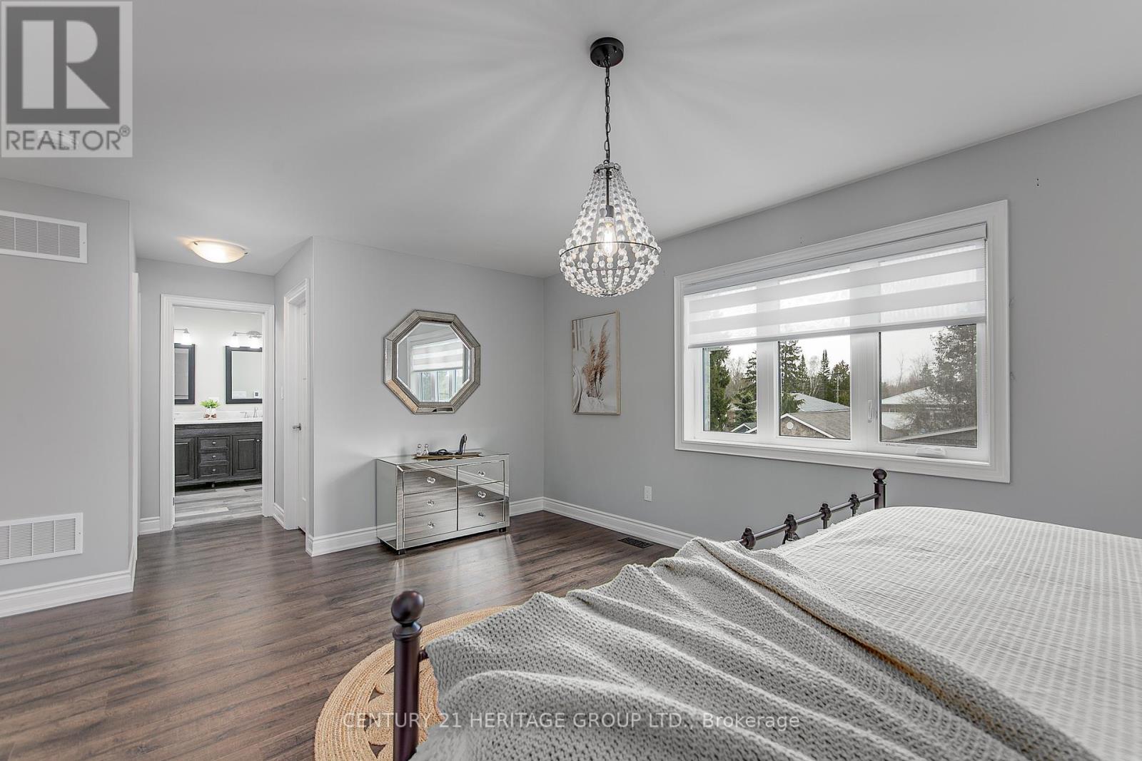 807a Montsell Avenue, Georgina, Ontario  L0E 1S0 - Photo 22 - N12127308