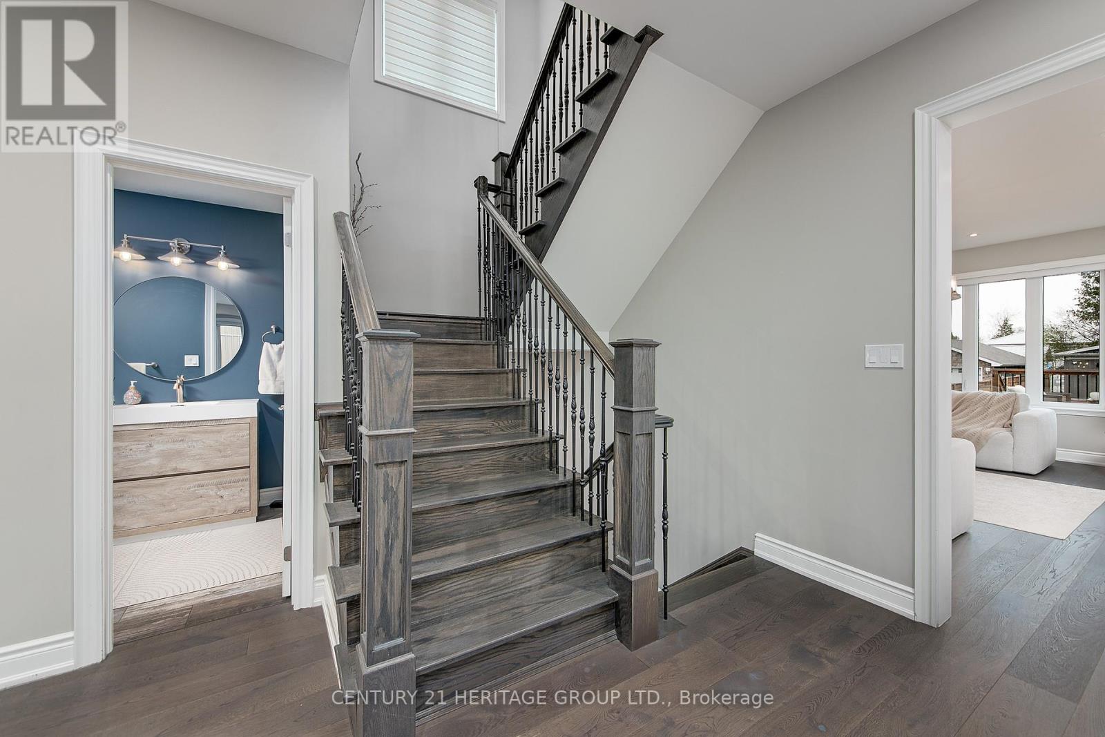 807a Montsell Avenue, Georgina, Ontario  L0E 1S0 - Photo 20 - N12127308