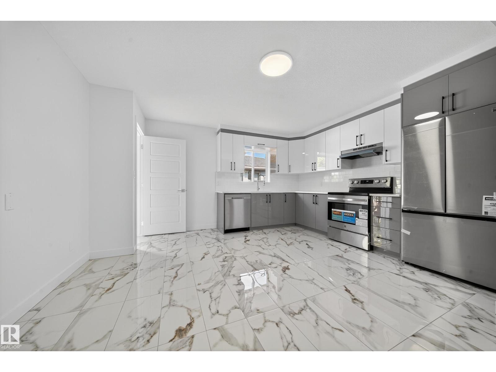 12919 113a St Nw, Edmonton, Alberta  T5E 5B4 - Photo 9 - E4460765