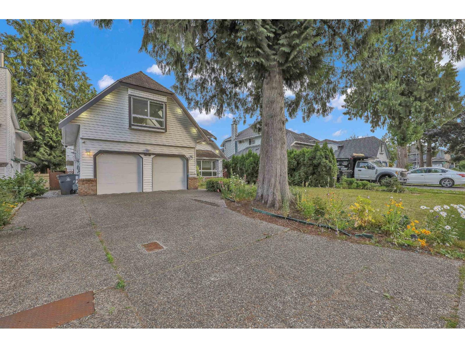 15738 97 Avenue, Surrey, British Columbia  V4N 2T3 - Photo 2 - R3053561