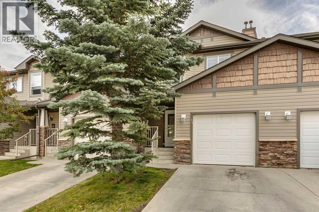 51 Spring Meadows Bay, Okotoks, Alberta  T1S 2G8 - Photo 1 - A2259710