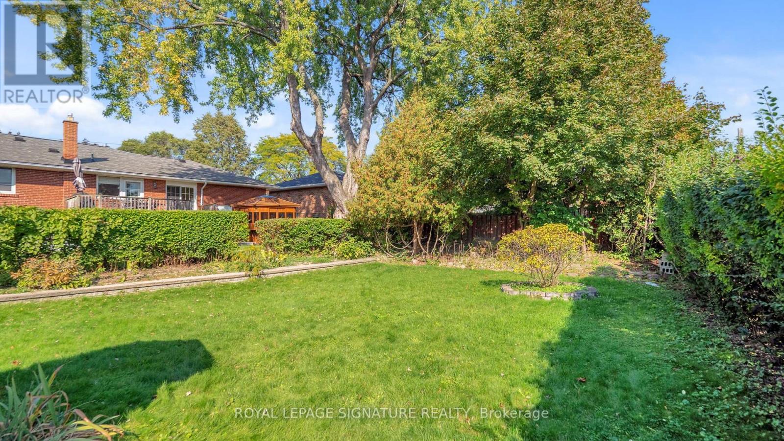 145 Sloane Avenue, Toronto, Ontario  M4A 2B8 - Photo 45 - C12446425