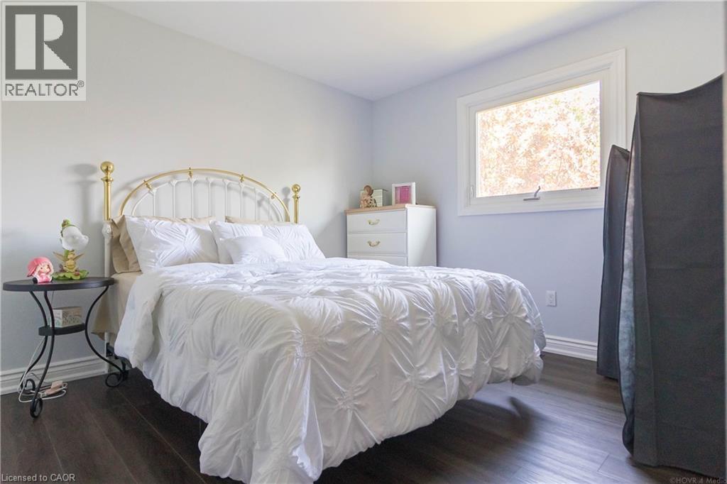 2390 Sinclair Circle, Burlington, Ontario  L7P 3C3 - Photo 14 - 40776617