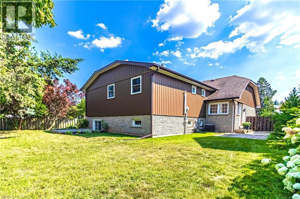2390 Sinclair Circle, Burlington, Ontario  L7P 3C3 - Photo 26 - 40776617